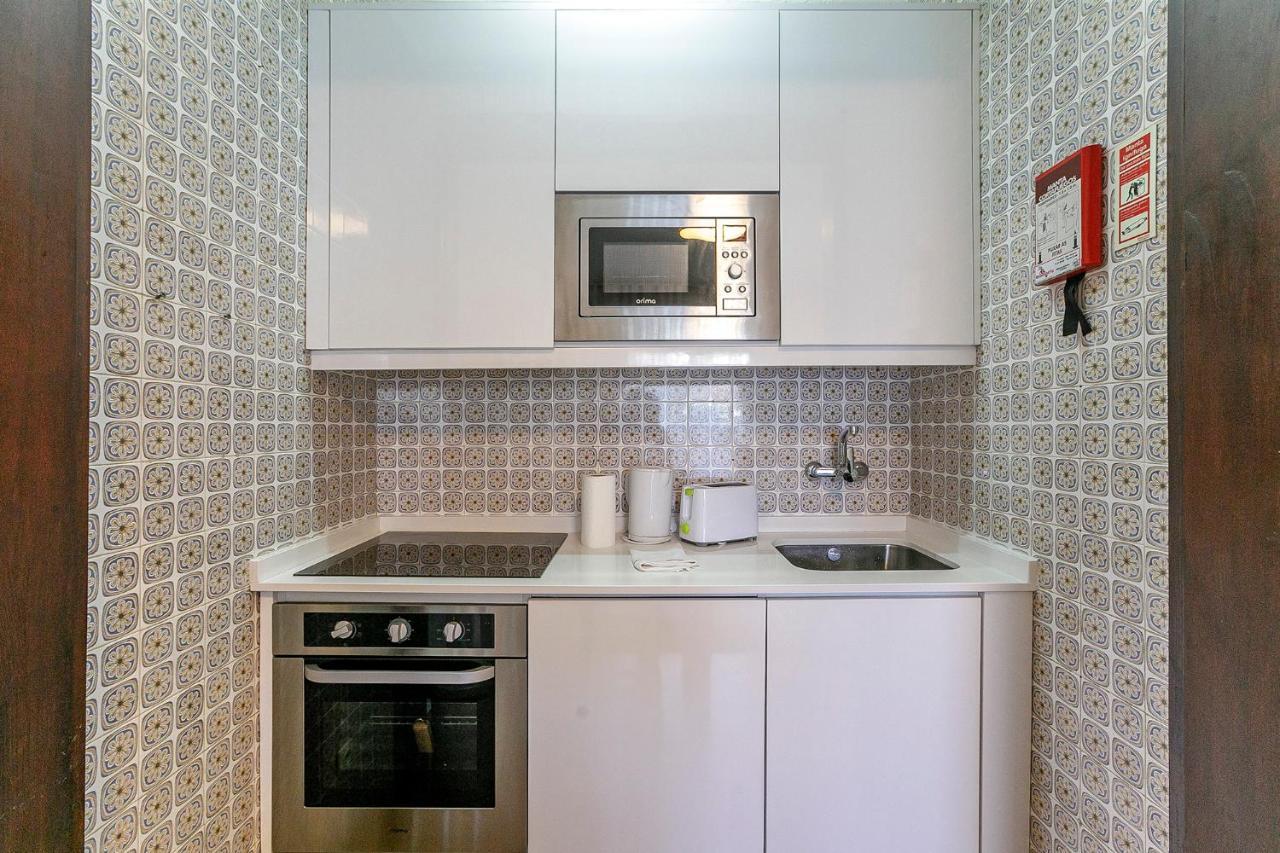 Lovelystay - Genuine Bonfim Balcony Flat Порто Екстериор снимка