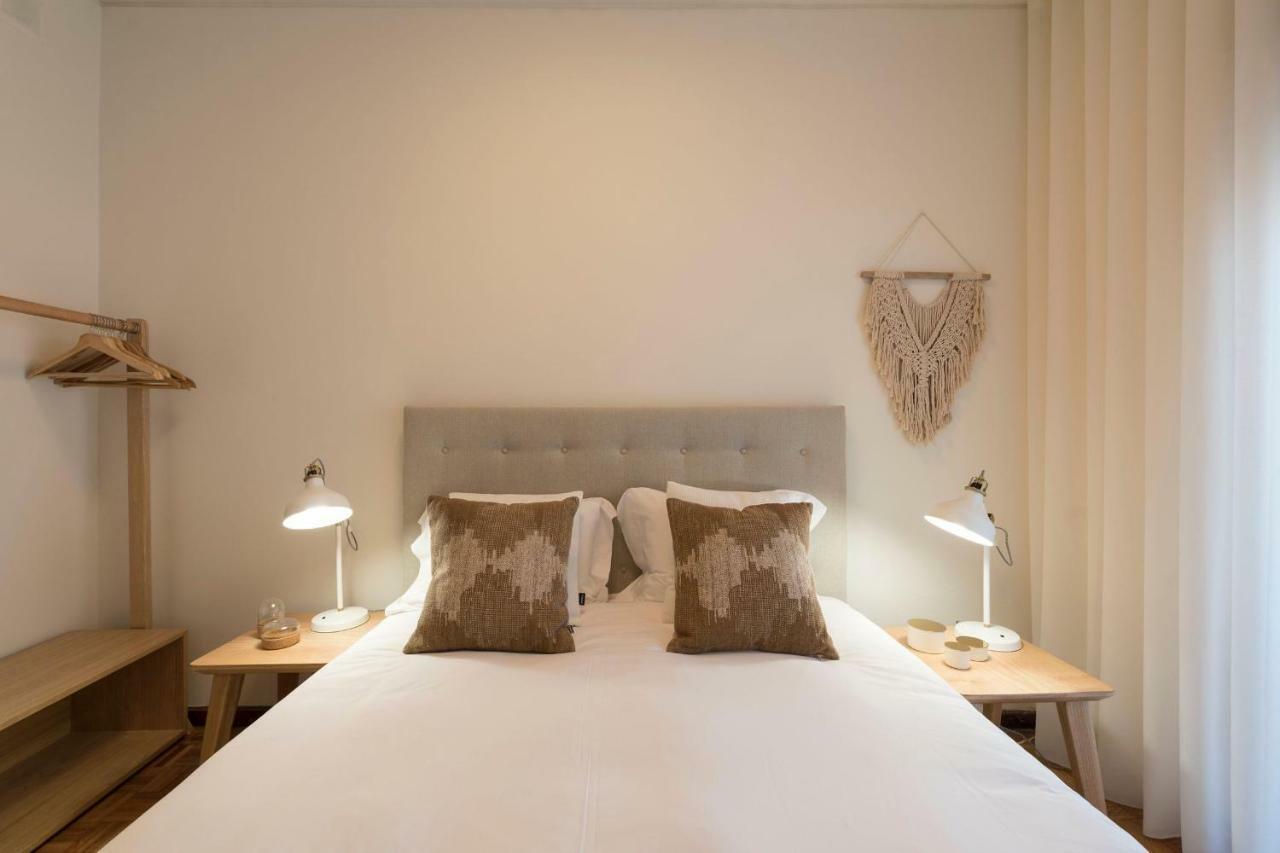 Lovelystay - Genuine Bonfim Balcony Flat Порто Екстериор снимка